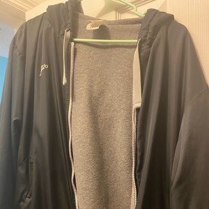 Warm cover jacket for swim zipper is torn but rips fine
